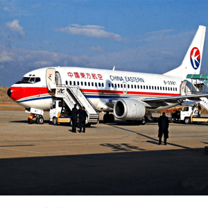 大庆萨尔图机场托运航空快运业稳步发展的原因是什么？